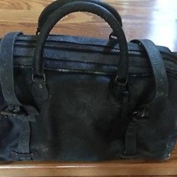 La Condesa Hand Crafted Leather Duffle Bag - Picture 2 of 3